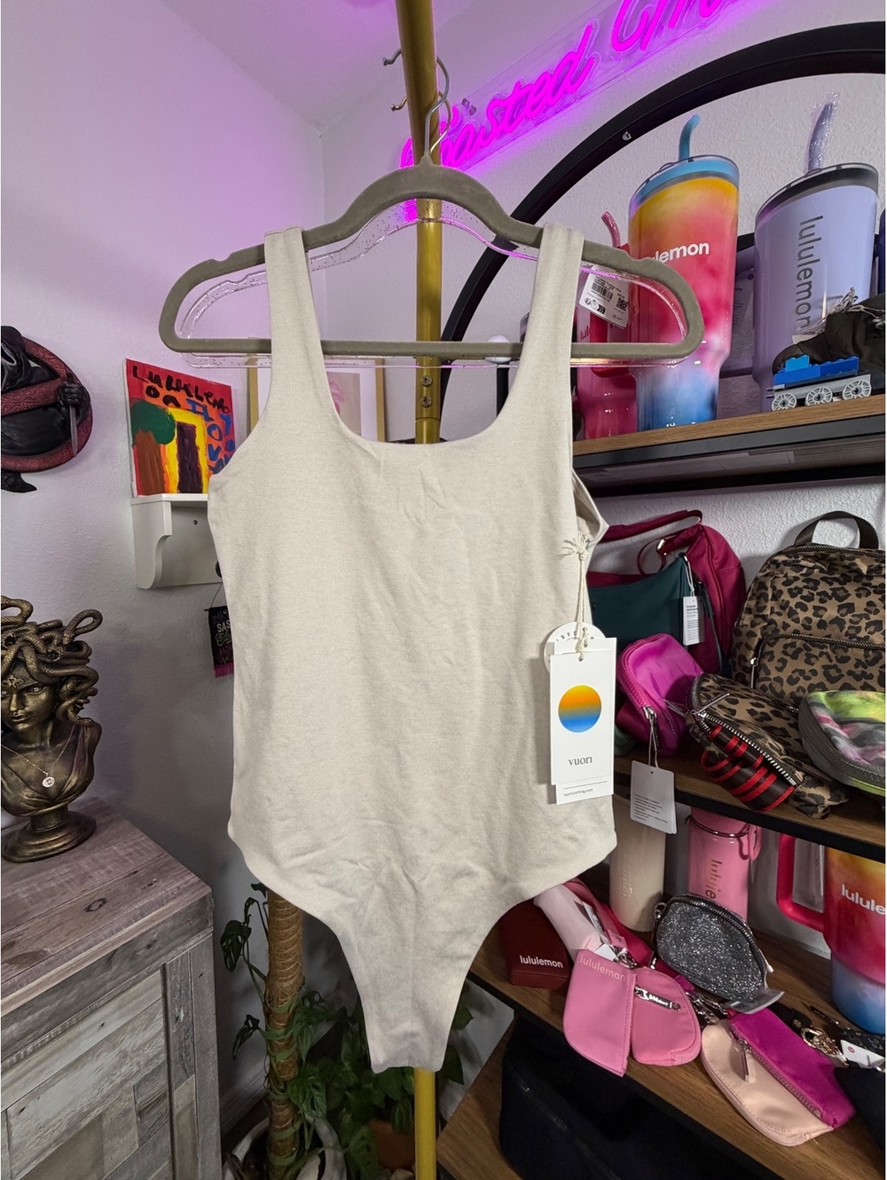 Vuori S1 Halo Bodysuit Eco Heather Women's Medium NWT SOLD OUT